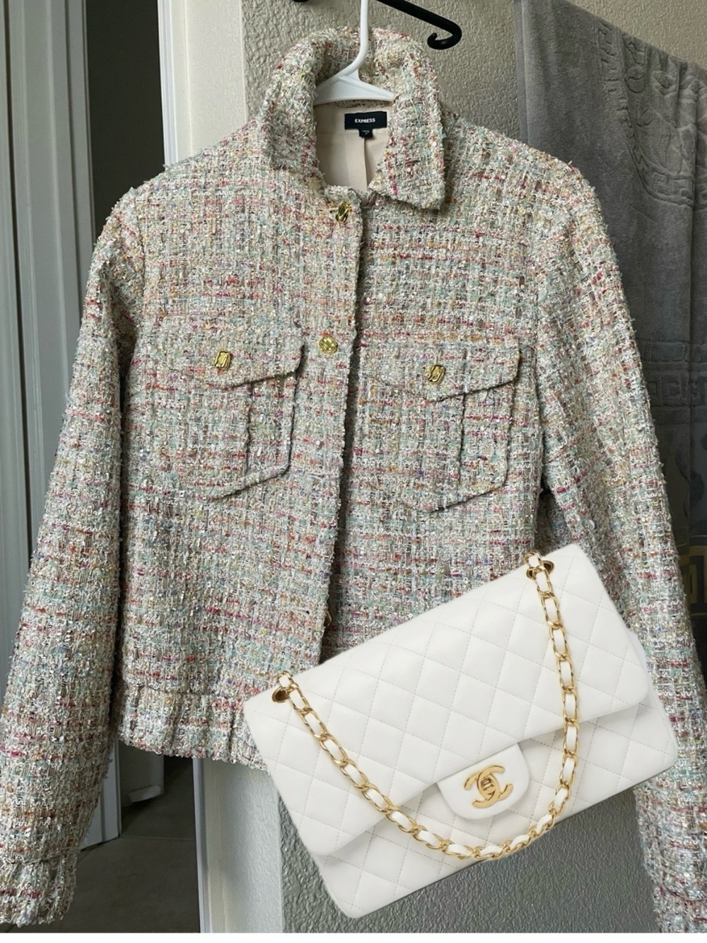 Luxurious Chanel style tweed Jacket Blazer gold buttons
